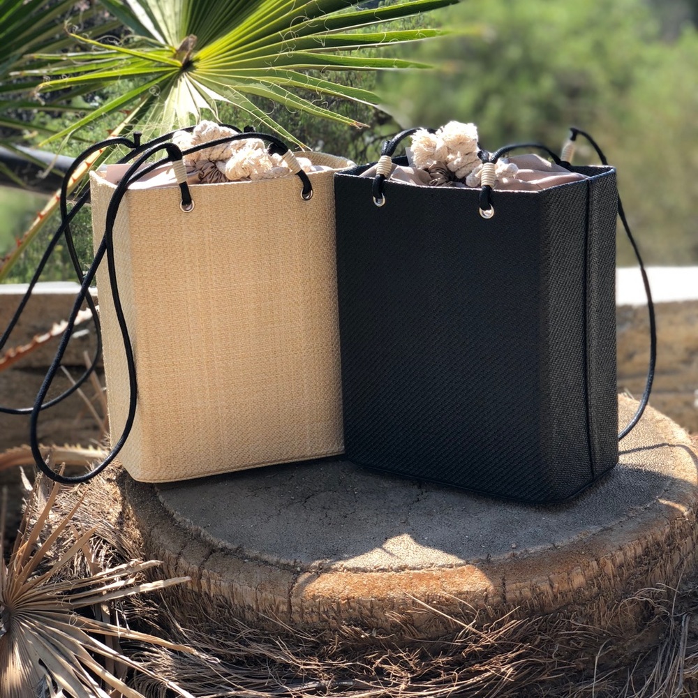 Summer Straw Rectangle Tote in Black - Picture 7 of 7